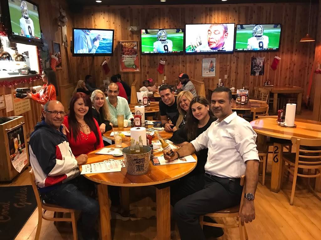 Hooters | meal takeaway | 3301 Coral Way Unit 104, Miami, FL 33145, USA | 3058736166 OR +1 305-873-6166