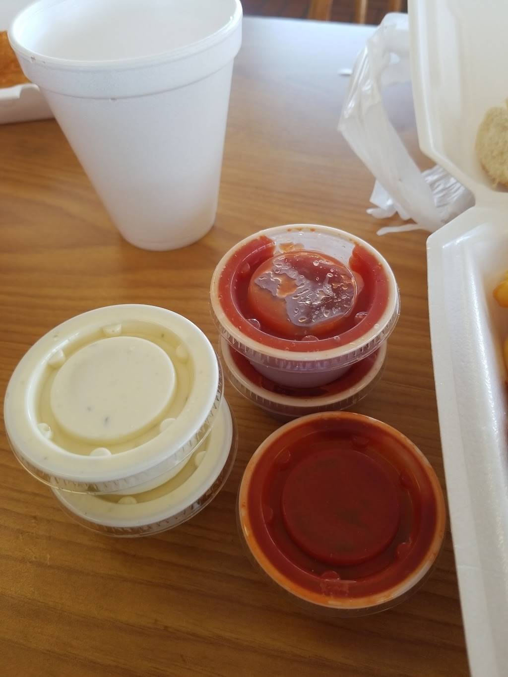 Yums Subs | restaurant | 4571 Elvis Presley Blvd, Memphis, TN 38116, USA | 9013969867 OR +1 901-396-9867