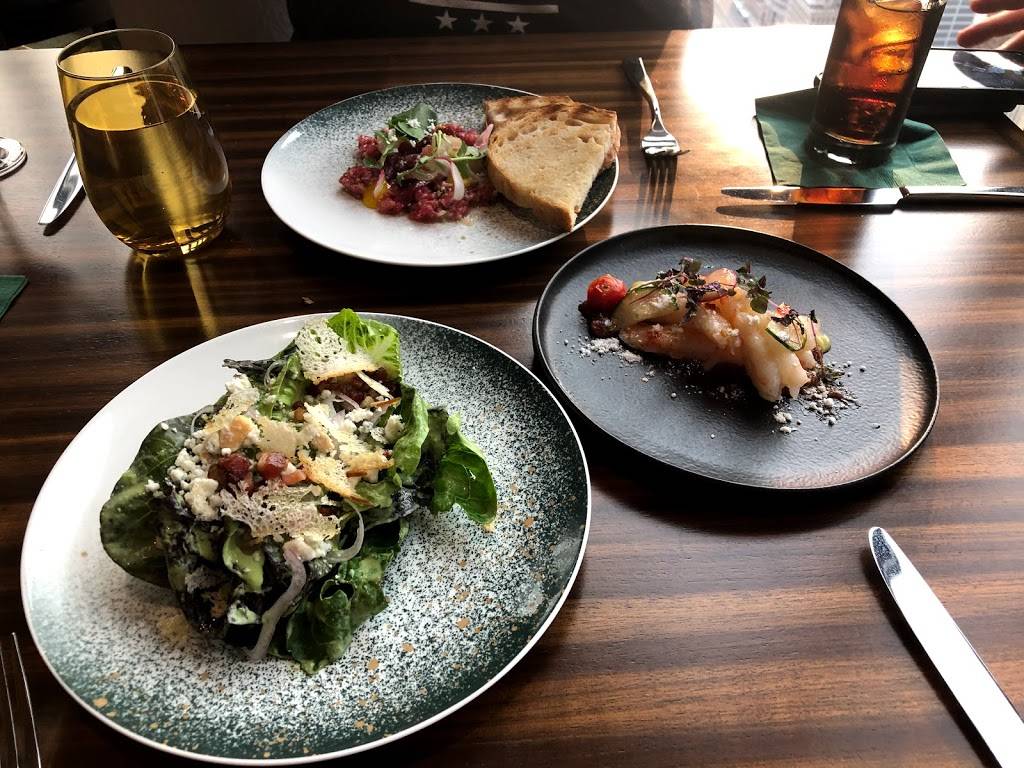 Highlands | restaurant | 400 Renaissance Center floor 71, Detroit, MI 48243, USA | 3138779090 OR +1 313-877-9090