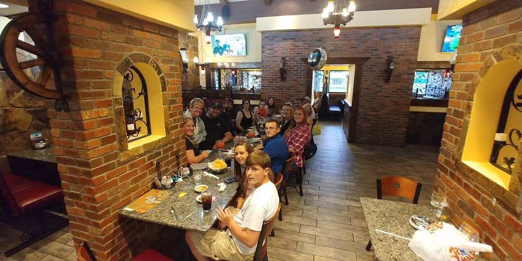 El Mezcal Mexican Restaurant | restaurant | 1819 W 23rd St, Lawrence, KS 66046, USA | 7858563444 OR +1 785-856-3444