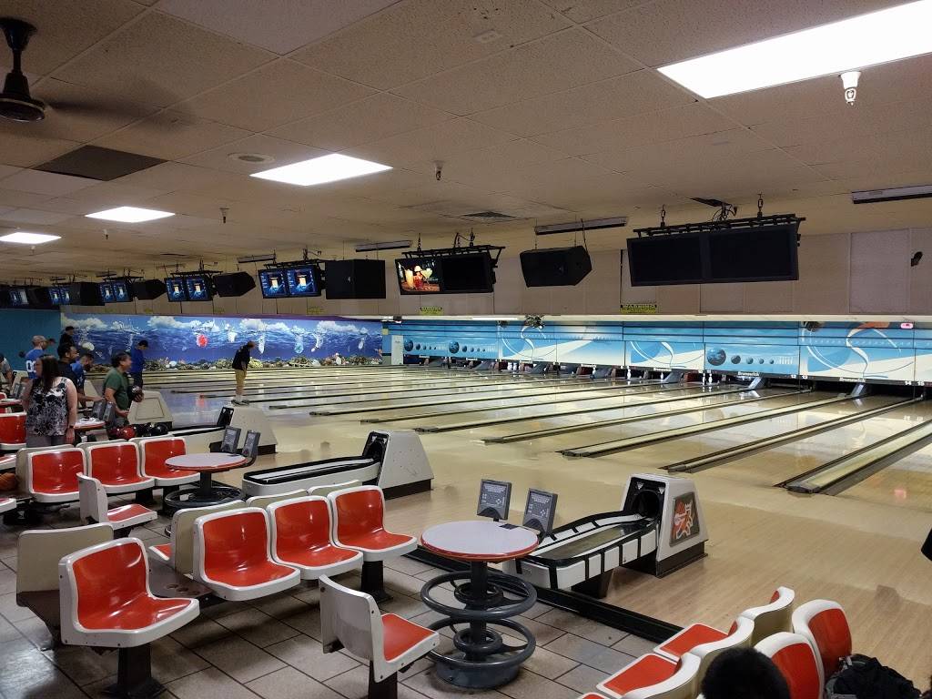 Homestead Bowl & The X Bar | night club | 20990 Homestead Rd, Cupertino, CA 95014, USA | 4082555700 OR +1 408-255-5700