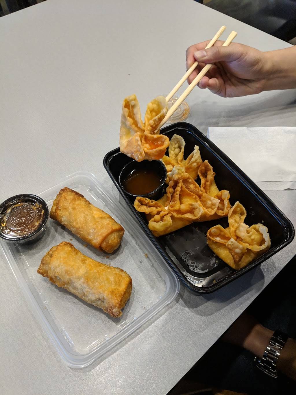 No Thai! | restaurant | 2276 S Main St, Ann Arbor, MI 48103, USA | 7343692604 OR +1 734-369-2604