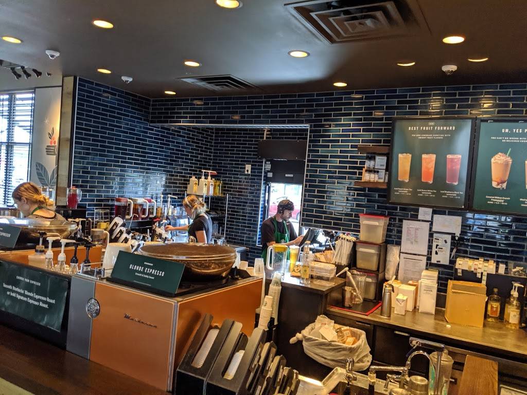 Starbucks | cafe | 27178 Lorain Rd, North Olmsted, OH 44070, USA | 4407777020 OR +1 440-777-7020