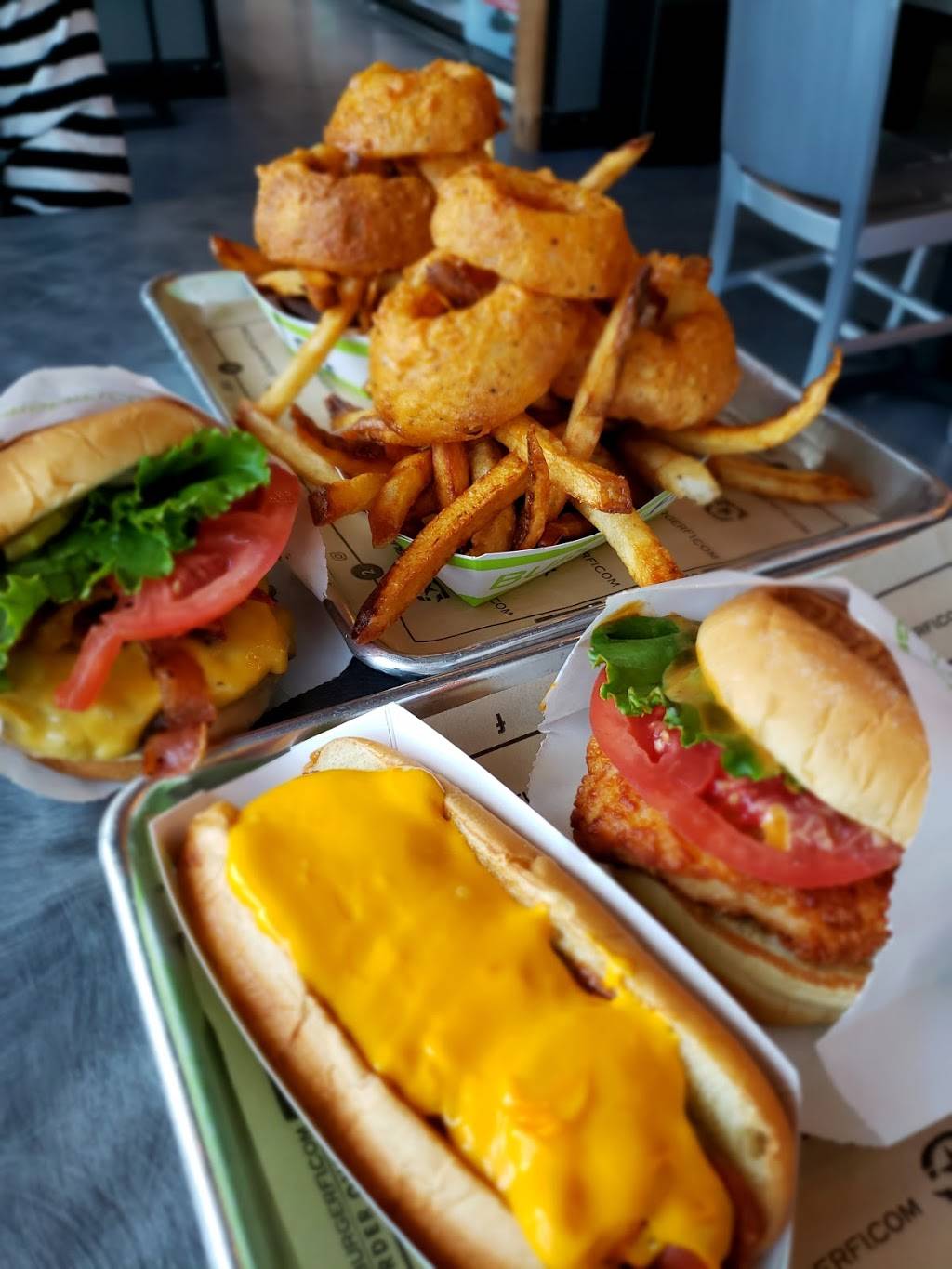BurgerFi | restaurant | 6919 SW 18th St #105, Boca Raton, FL 33433, USA | 5617573181 OR +1 561-757-3181