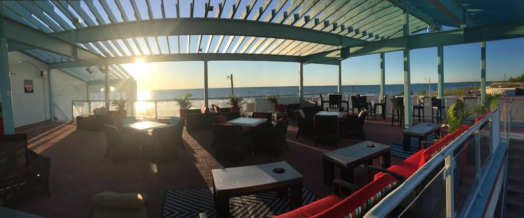 South Beach Resto + Lounge | restaurant | 31 Beach Dr, Wasaga Beach, ON L9Z 2K2, Canada | 7053525500 OR +1 705-352-5500