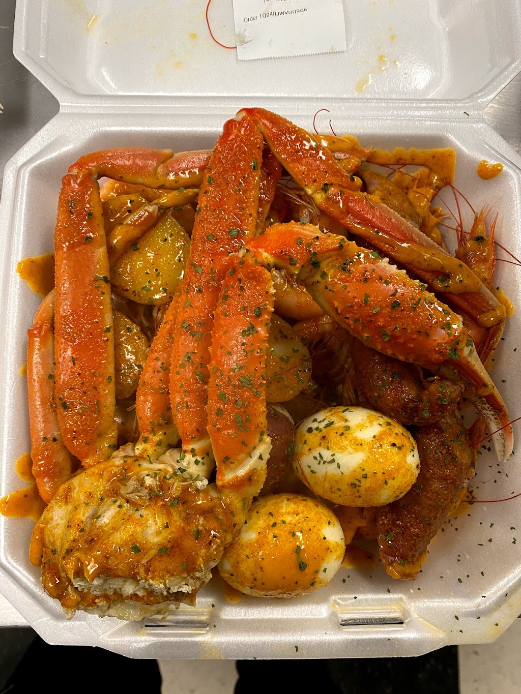 Happy tails seafood | restaurant | 4880 Lakeland Dr, Mobile, AL 36619, USA | 2514089839 OR +1 251-408-9839