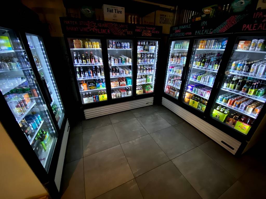 Bánh Mì and Bottles | meal takeaway | 712-14 South St, Philadelphia, PA 19147, USA | 2158001533 OR +1 215-800-1533