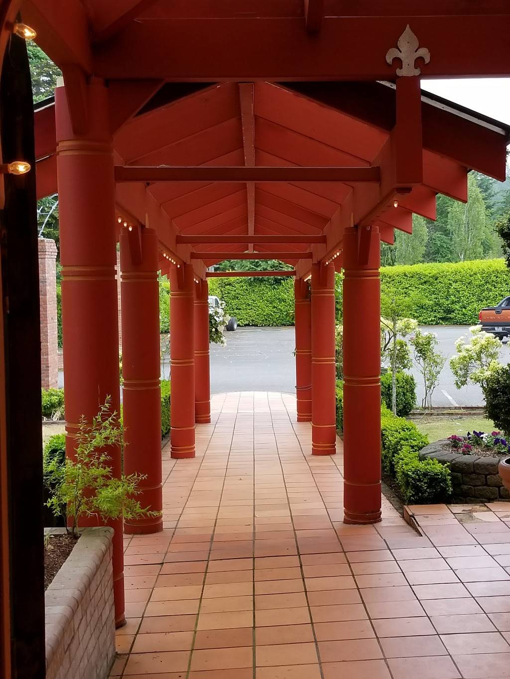 Cest Si Bon | restaurant | 23 Cedar Park Dr, Port Angeles, WA 98362, USA | 3604528888 OR +1 360-452-8888