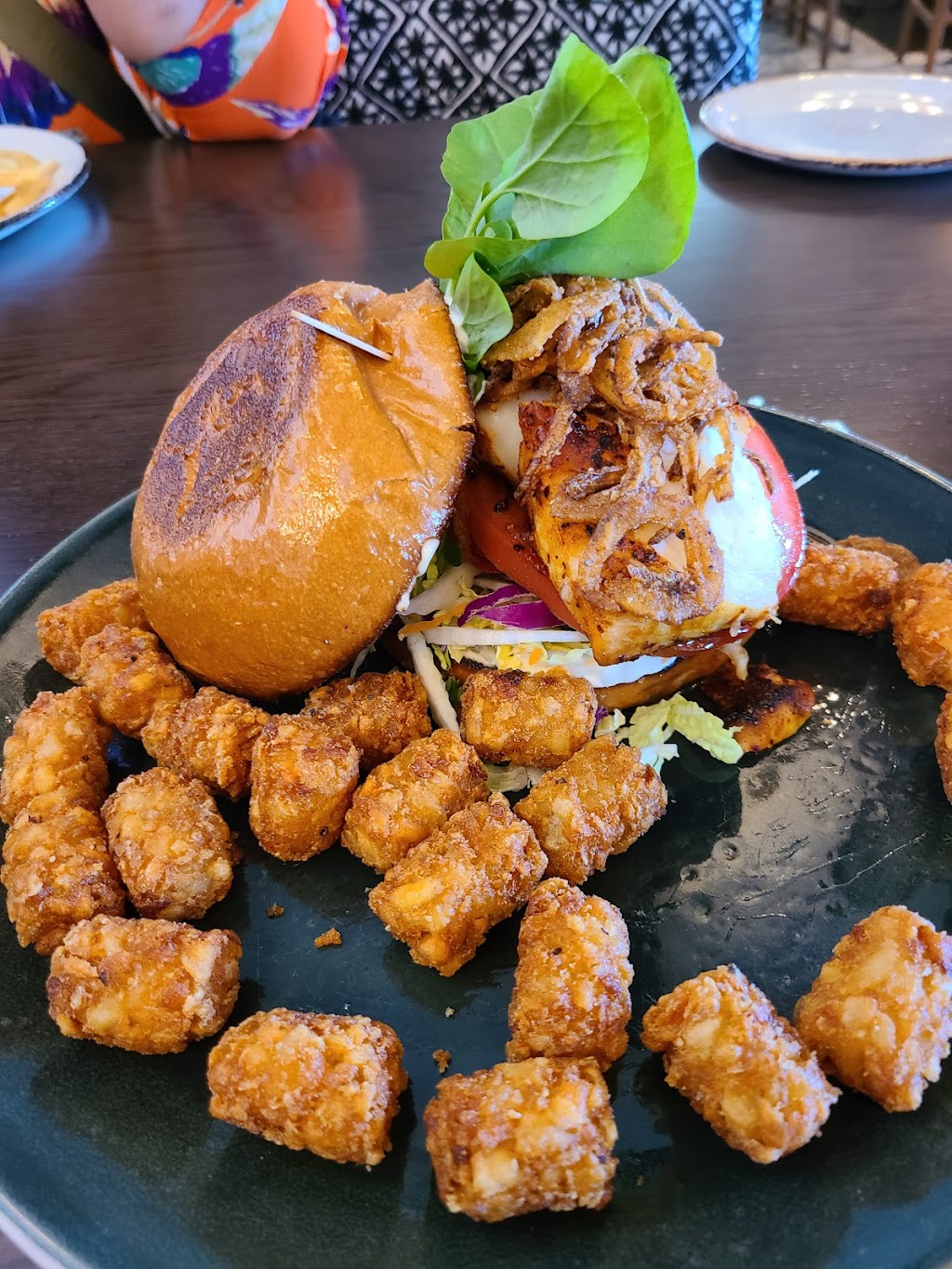 Reunion Kitchen + Drink | restaurant | 1118 E Cabrillo Blvd, Santa Barbara, CA 93103, USA | 8053643366 OR +1 805-364-3366