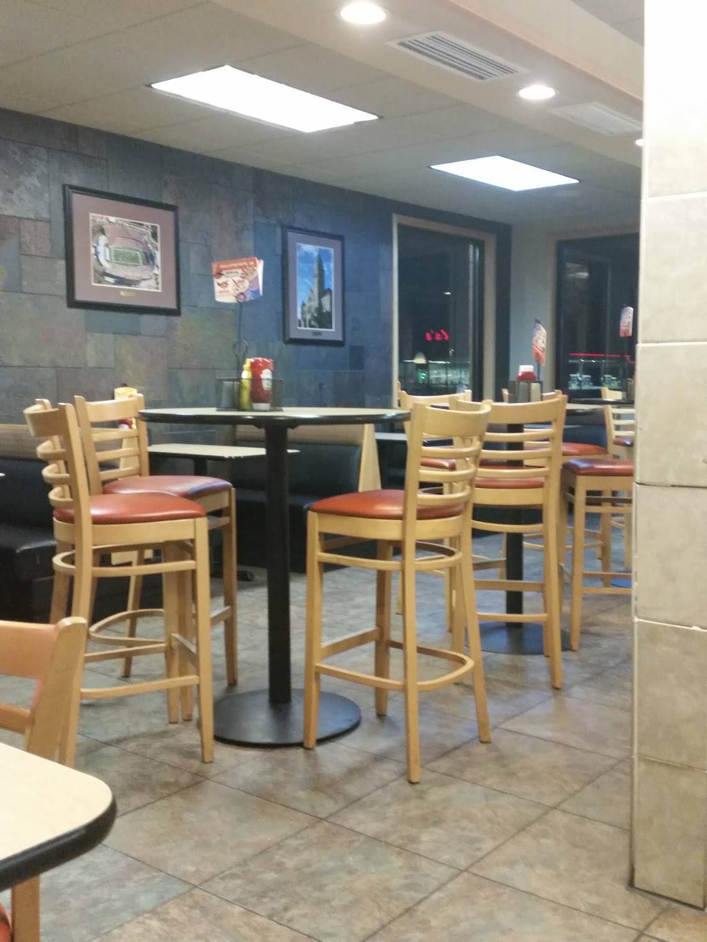 Dairy Queen Grill & Chill | restaurant | 739 Beverly Pike, Elkins, WV 26241, USA | 3046377227 OR +1 304-637-7227