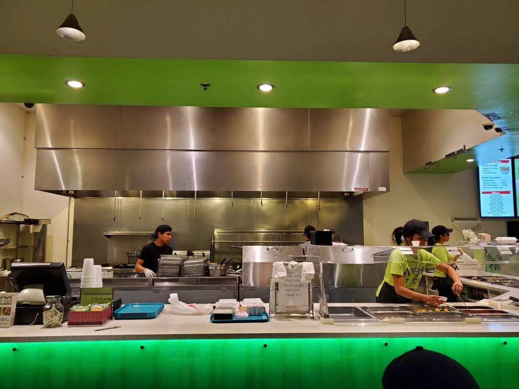 Wok It Out | restaurant | 6603 Panama Ln #101, Bakersfield, CA 93313, USA | 6617358010 OR +1 661-735-8010