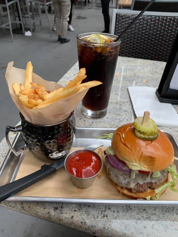 Nancy Jos Burgers And Fries | restaurant | 105 N Arney Rd #170, Woodburn, OR 97071, USA | 5039020122 OR +1 503-902-0122