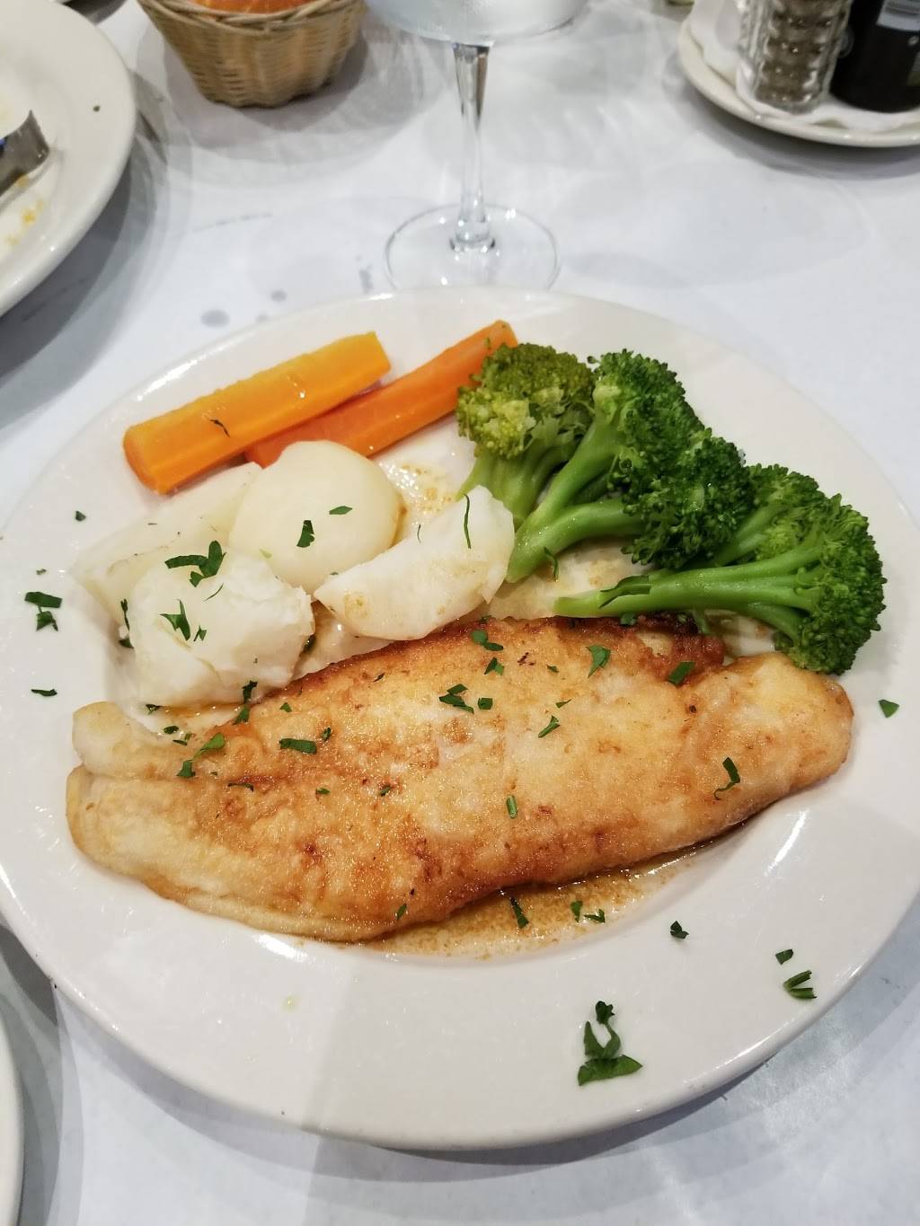 A Churrasqueira | restaurant | 9529 Sutphin Blvd, Jamaica, NY 11435, USA | 7185235293 OR +1 718-523-5293