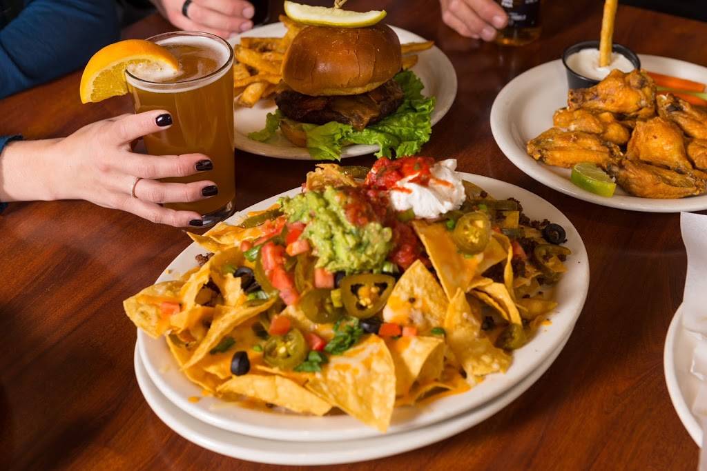 Flowing Tide Pub 6 | restaurant | 4680 S Decatur Blvd, Las Vegas, NV 89103, USA | 7029162332 OR +1 702-916-2332