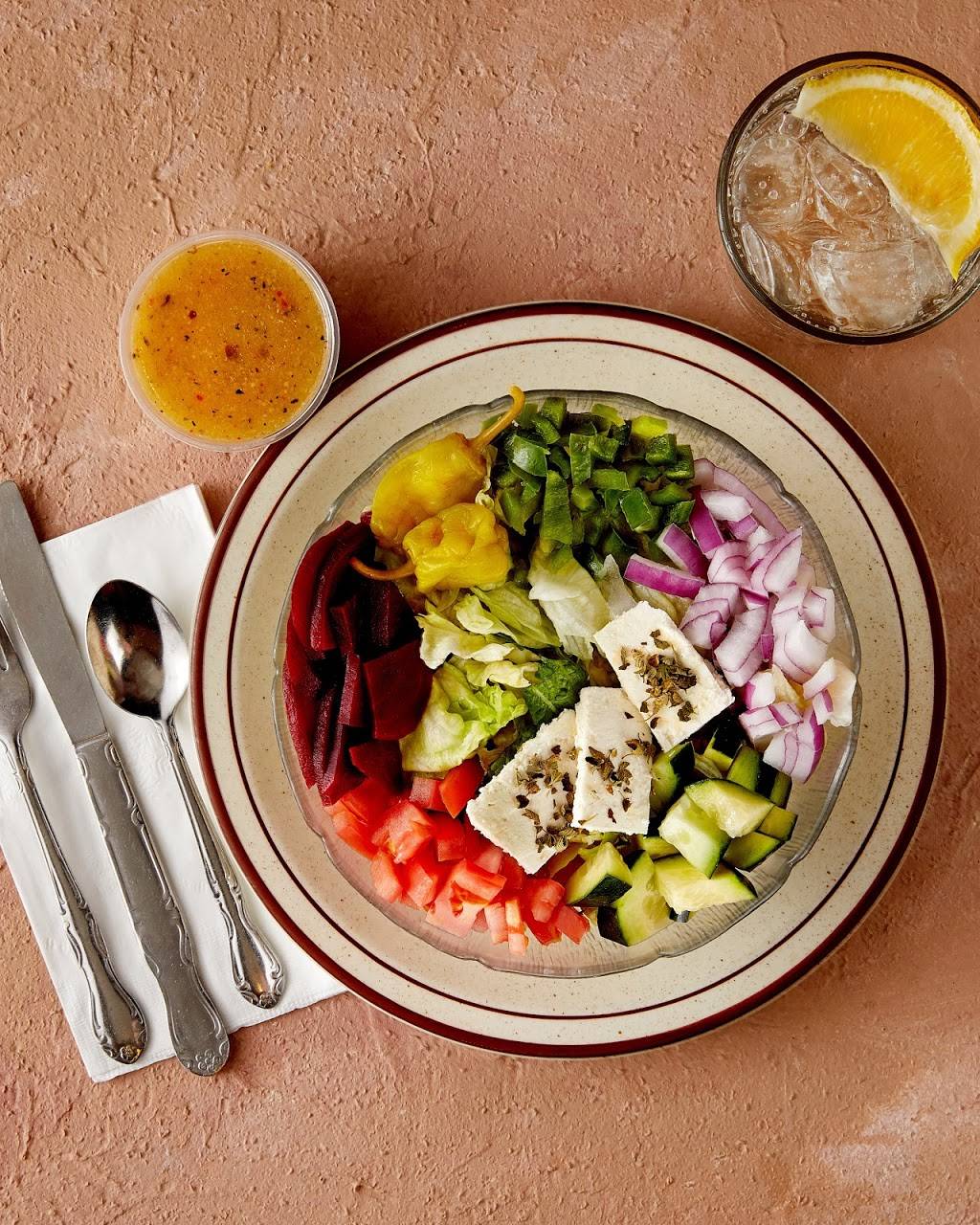 Lancers Family Restaurant | cafe | 697 N Victory Blvd, Burbank, CA 91502, USA | 8188433433 OR +1 818-843-3433