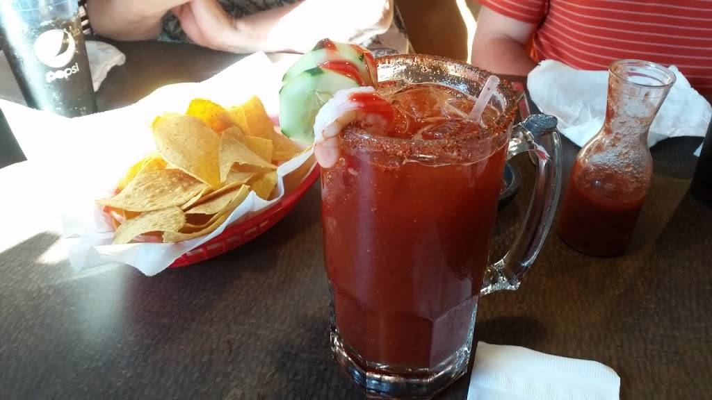 Don Julio | restaurant | 11347 North Ave, Chisago City, MN 55013, USA | 6512574557 OR +1 651-257-4557