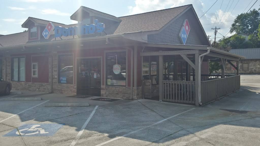 Dominos Pizza | meal delivery | 101 S Main St, Hiawassee, GA 30546, USA | 7068963111 OR +1 706-896-3111