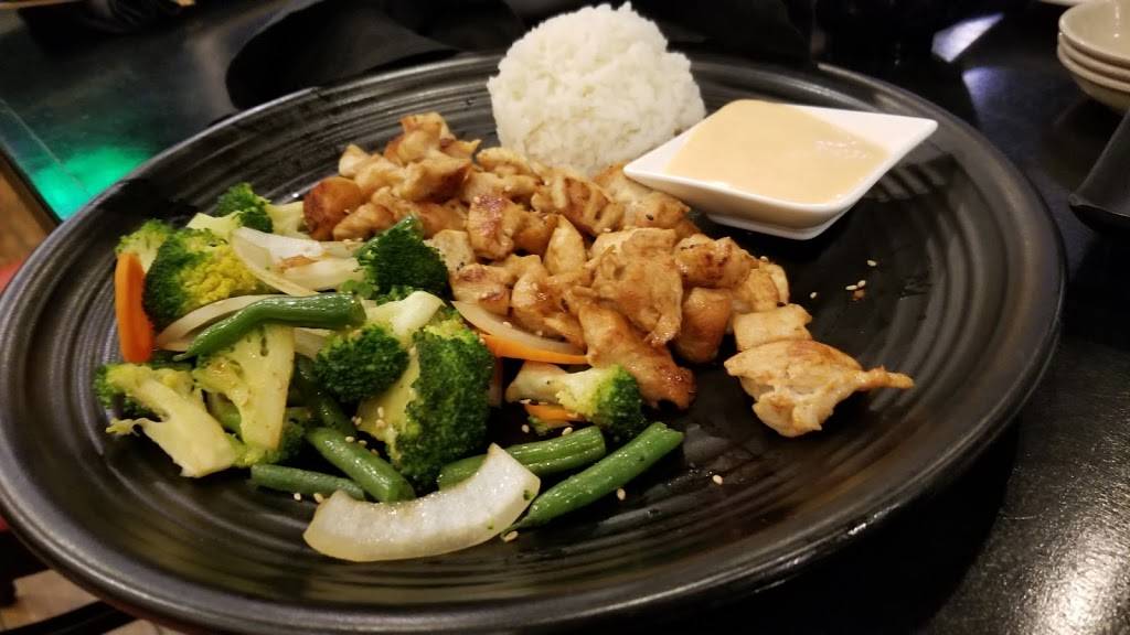 Noku Sushi, Hibachi and Ramen | restaurant | 1607 Village Market Boulevard Southeast, Leesburg, VA 20175, USA | 5713335223 OR +1 571-333-5223