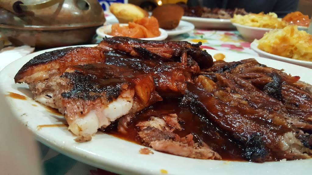 Everett & Jones Barbeque | restaurant | 126 Broadway, Oakland, CA 94607, USA | 5106632350 OR +1 510-663-2350