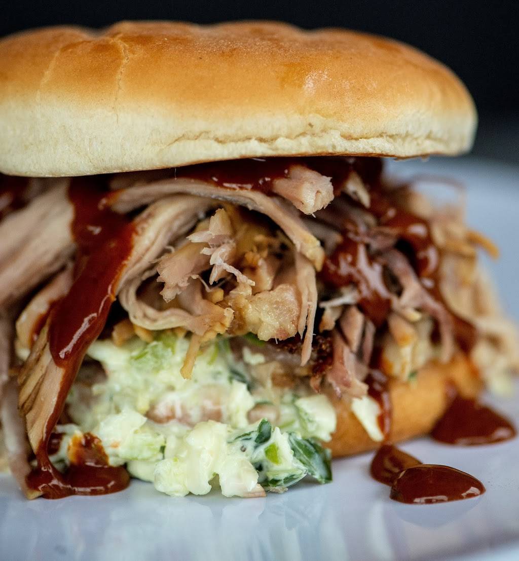 Tops Bar-B-Q | restaurant | 1383 Jackson Ave #4334, Memphis, TN 38107, USA | 9012748600 OR +1 901-274-8600