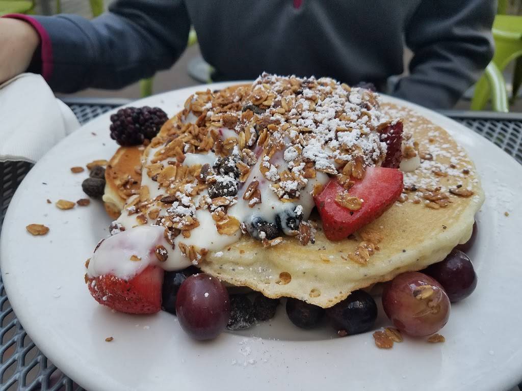 toast | restaurant | 2046 N Damen Ave, Chicago, IL 60647, USA | 7737725600 OR +1 773-772-5600