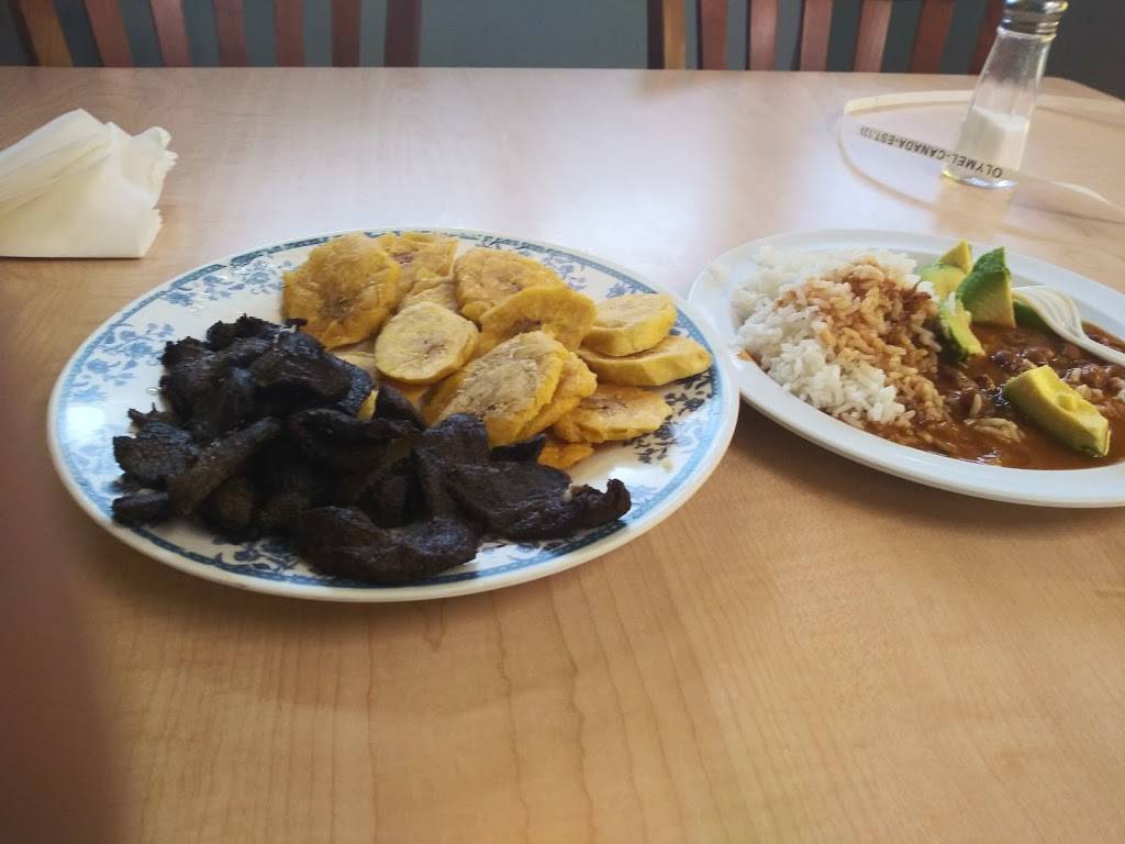 El Caribe | restaurant | 884 Brock Ave, New Bedford, MA 02744, USA | 5089972657 OR +1 508-997-2657