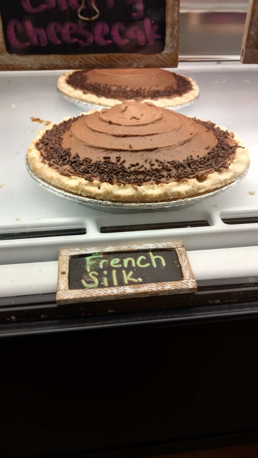 Homemade Ice Cream & Pie Kitchen | bakery | 12531 Shelbyville Rd, Louisville, KY 40243, USA | 5022457031 OR +1 502-245-7031