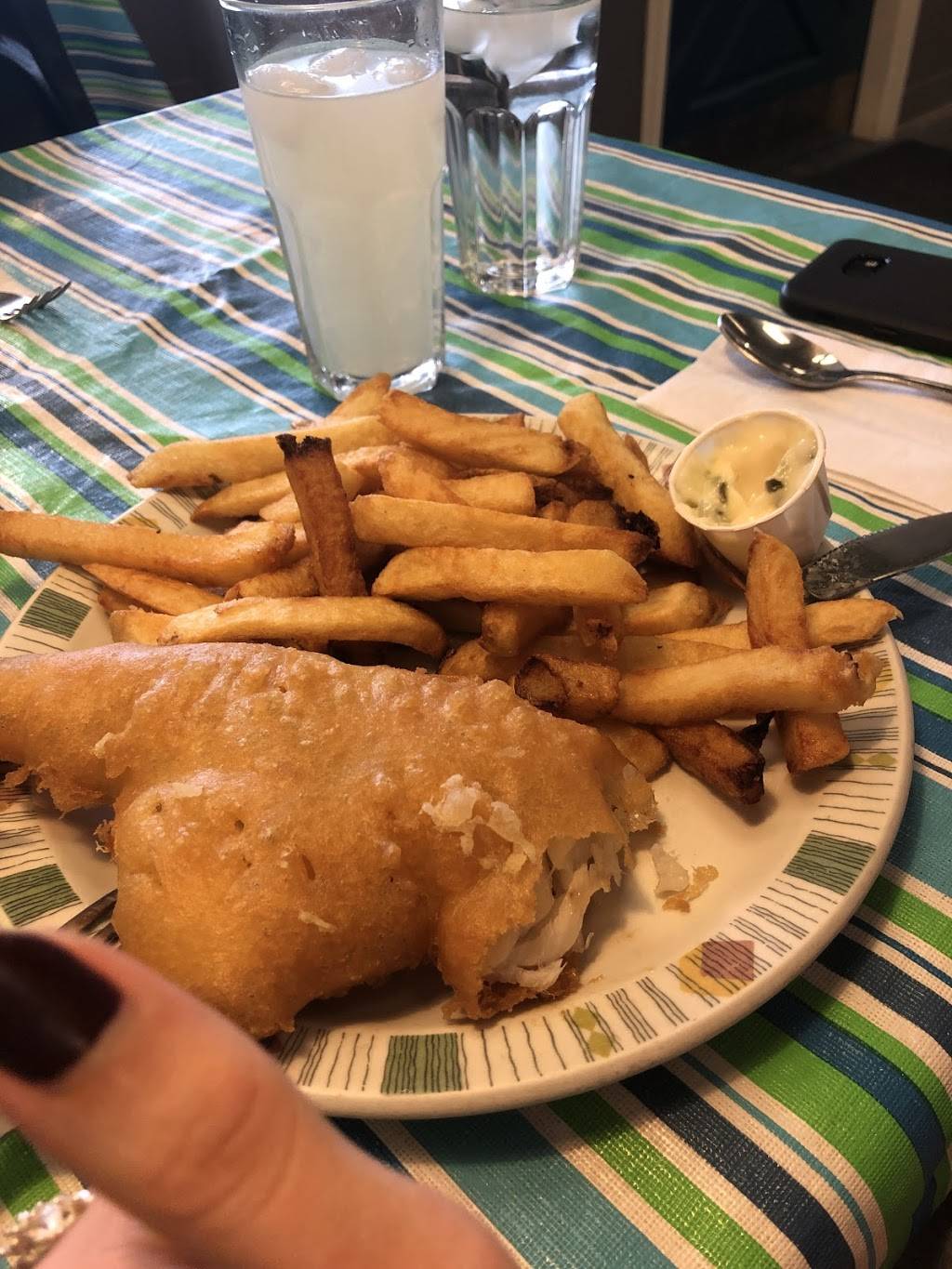 Stouffville Fish & Chips | restaurant | 5758 Main St, Whitchurch-Stouffville, ON L4A 2T1, Canada | 9056401732 OR +1 905-640-1732