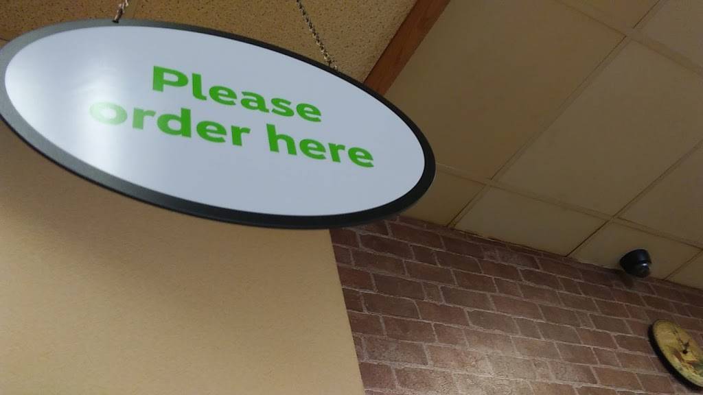 Subway Restaurants | restaurant | 150 Elm Plaza, Waterville, ME 04901, USA | 2078776620 OR +1 207-877-6620