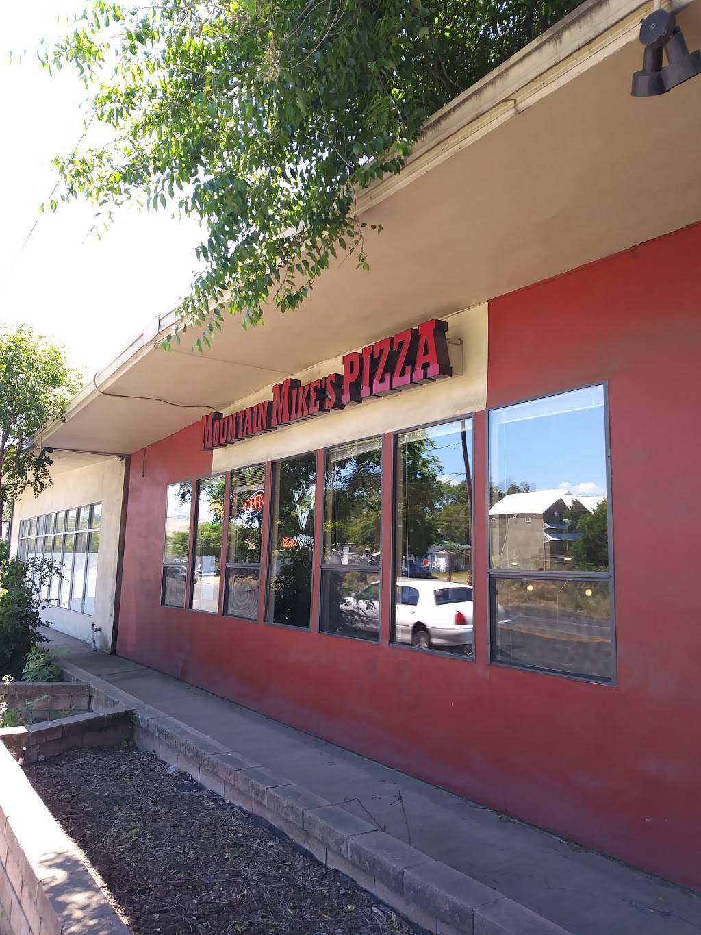 Mountain Mikes Pizza | meal delivery | 1105 W 5th St, Chico, CA 95928, USA | 5308999115 OR +1 530-899-9115