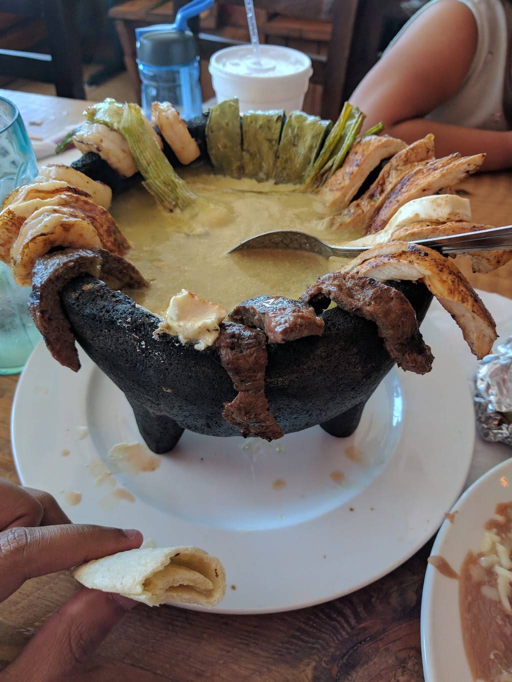 Oaxaca Tacos and Tequila Bar | restaurant | 1766 Old Norcross Rd i, Lawrenceville, GA 30044, USA | 4702754579 OR +1 470-275-4579