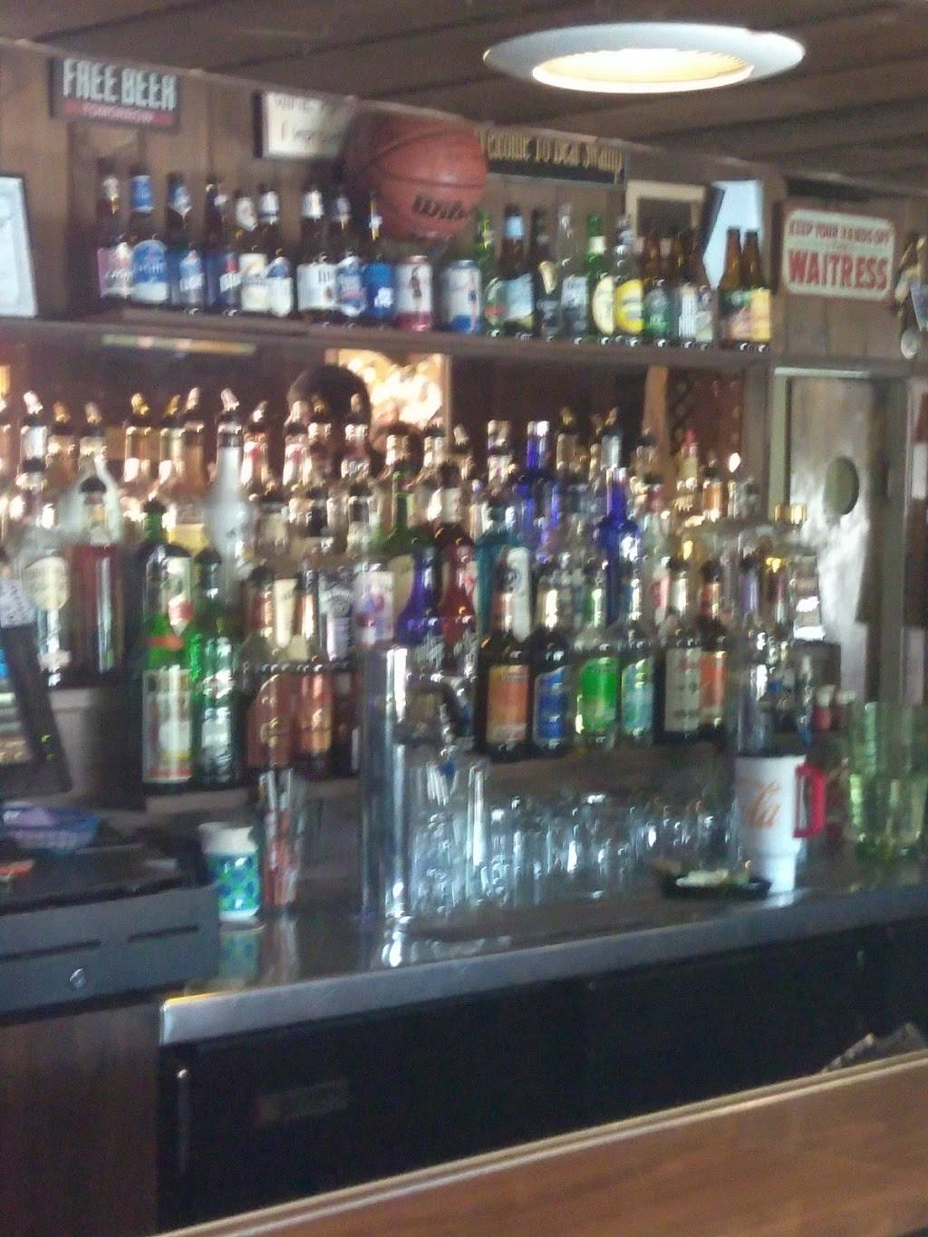 Colonial Lodge | restaurant | 2630 NY-41A, Moravia, NY 13118, USA | 3154969401 OR +1 315-496-9401