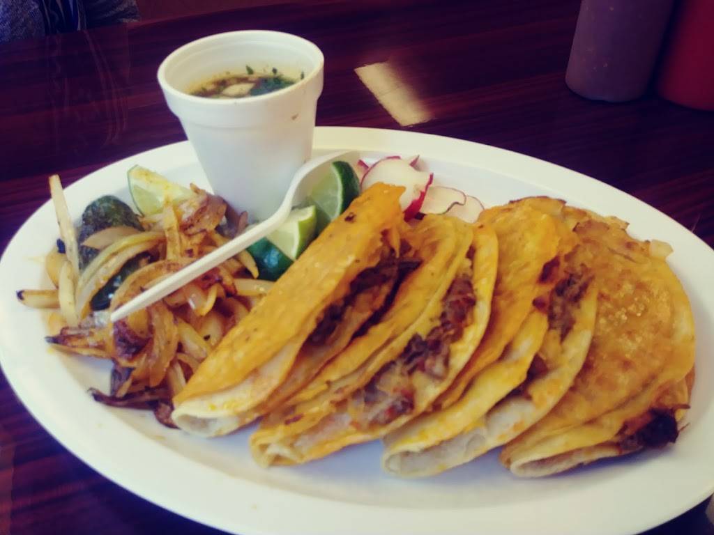 Tortas Ahogadas El Rey | restaurant | 6503 Pacific Blvd, Huntington Park, CA 90255, USA | 3233874156 OR +1 323-387-4156