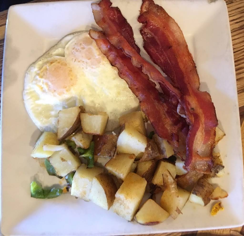 Sweetwater Bar and Grill | restaurant | 33310 Agua Dulce Canyon Rd, Santa Clarita, CA 91390, USA | 6612680688 OR +1 661-268-0688