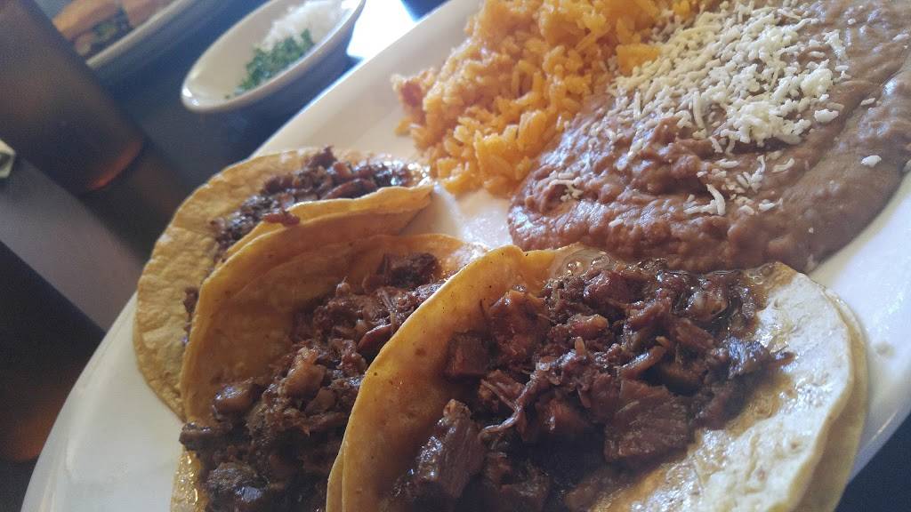 Diamante Azul | restaurant | 5663-65 N Clark St, Chicago, IL 60660, USA | 7733345665 OR +1 773-334-5665