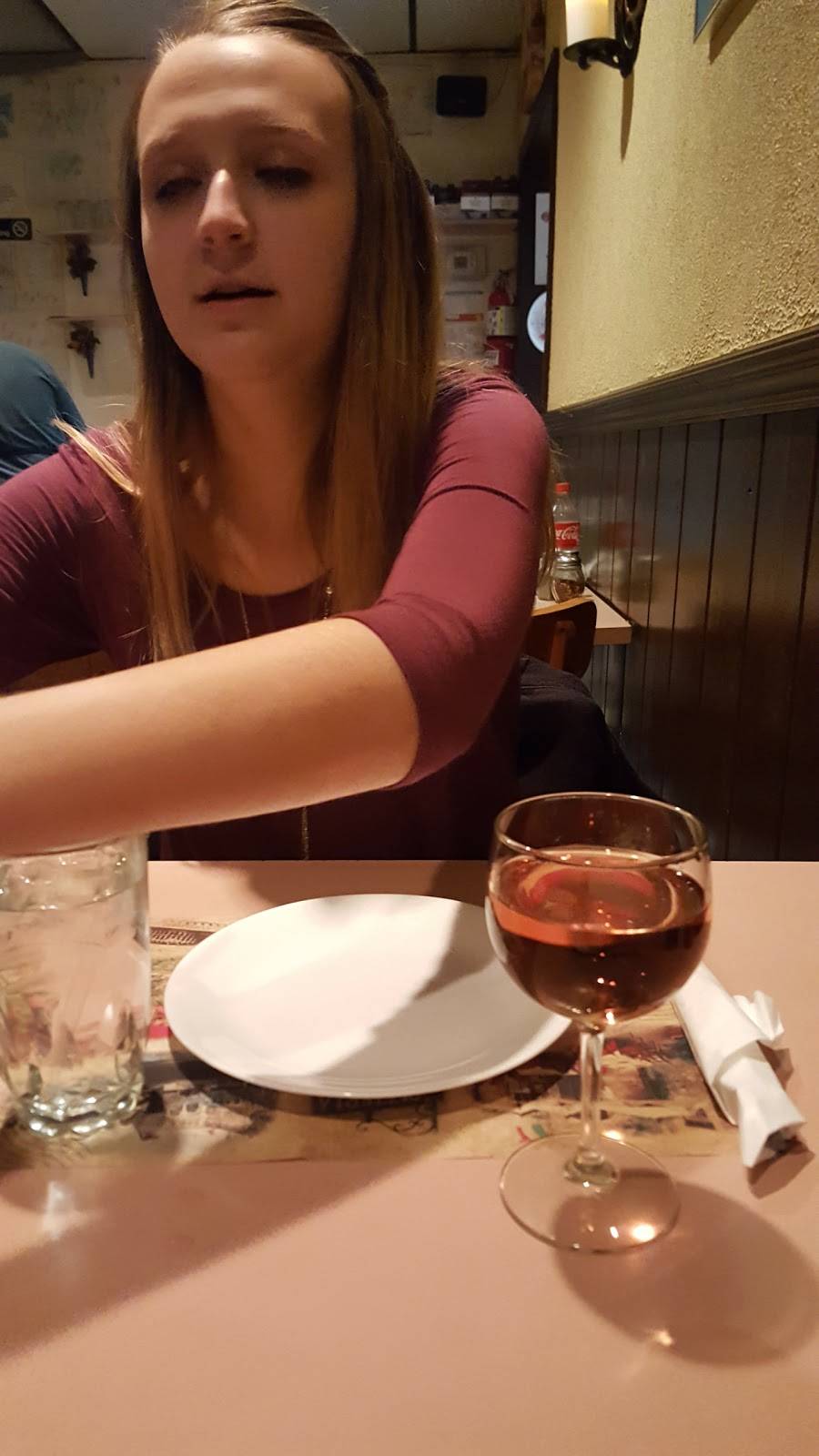 Sorrento Pizzeria & Restaurant | restaurant | 879 High Ridge Rd, Stamford, CT 06905, USA | 2039681010 OR +1 203-968-1010