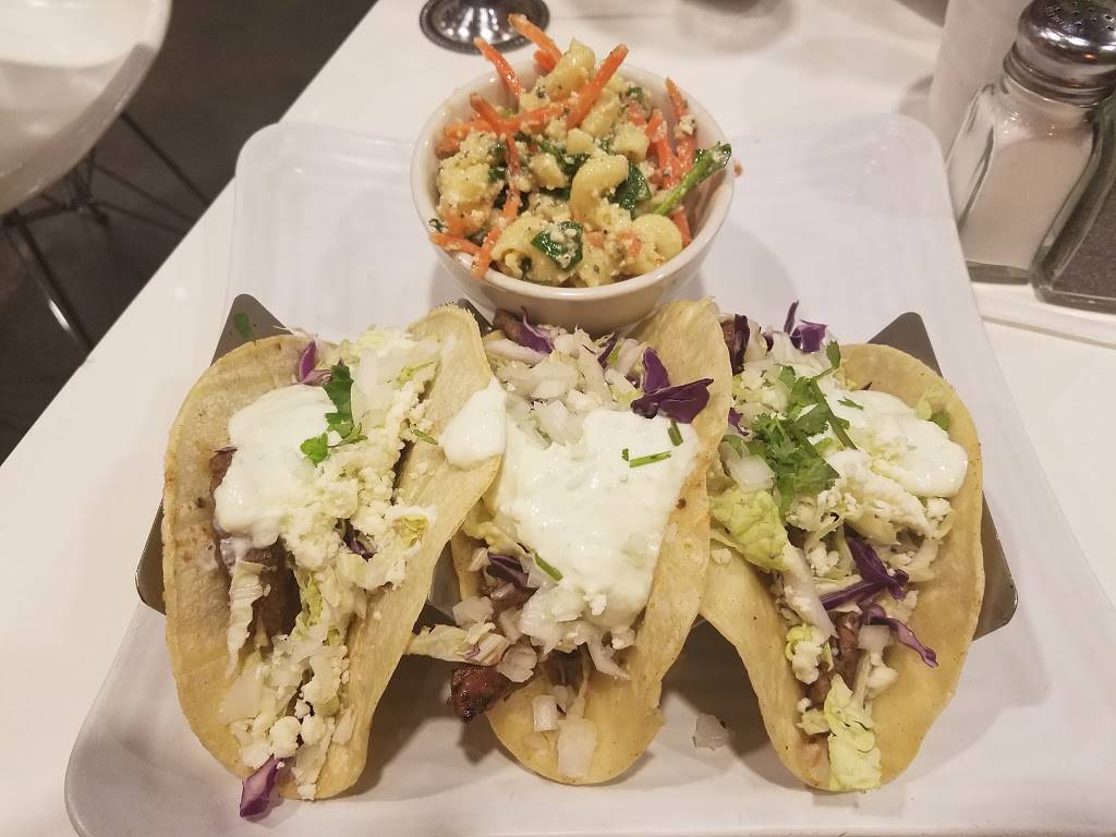 The Mixx | restaurant | 4855 Main St, Kansas City, MO 64112, USA | 8167562300 OR +1 816-756-2300