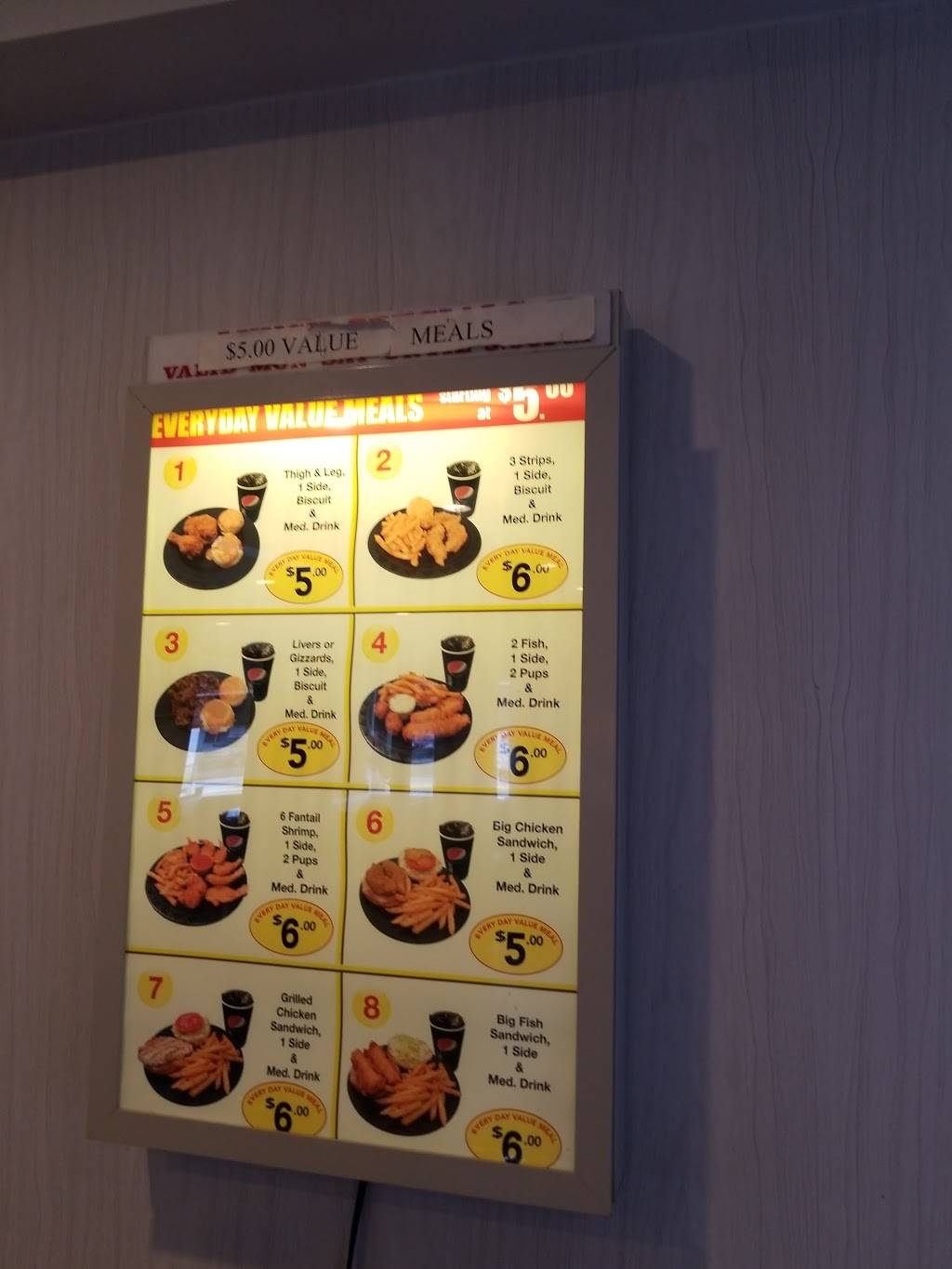 Jockos Chicken & Seafood | restaurant | 725 High St, Hamilton, OH 45011, USA | 5138940444 OR +1 513-894-0444