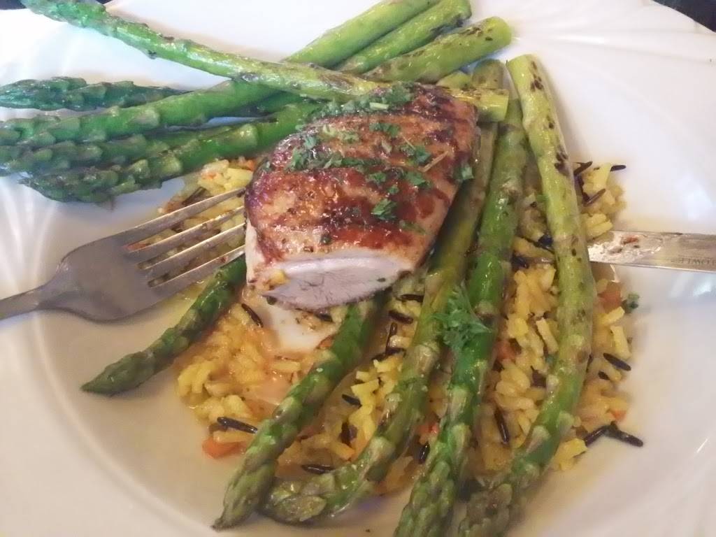 The Whisky Lounge at Ginas | restaurant | 45 N 2nd St, Platteville, WI 53818, USA | 6083486505 OR +1 608-348-6505