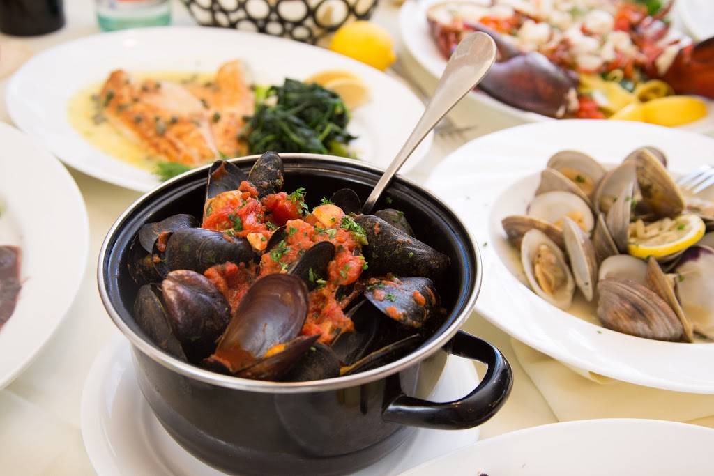 Amici Restaurant | restaurant | 306 Kresson Rd, Cherry Hill, NJ 08034, USA | 8563541500 OR +1 856-354-1500