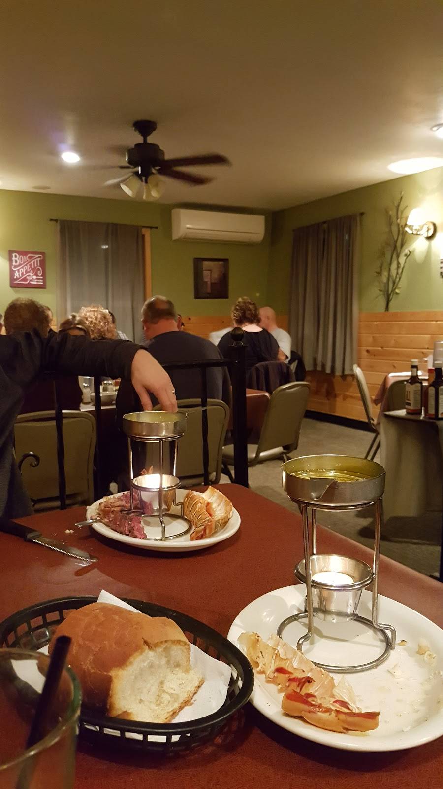 Genos Steakhouse | restaurant | N8755 Old Hwy 47, Black Creek, WI 54106, USA | 9205254029 OR +1 920-525-4029