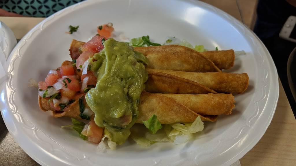 Fiesta Fresh Mexican Grill | restaurant | 95 Mathews Dr A7, Hilton Head Island, SC 29926, USA | 8433428808 OR +1 843-342-8808