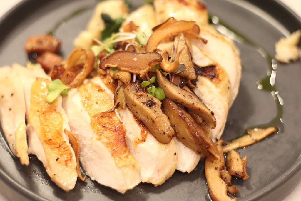 Roots Restaurant | restaurant | 13499 Bell Tower Dr Suite E-518A, Fort Myers, FL 33907, USA | 2394373935 OR +1 239-437-3935