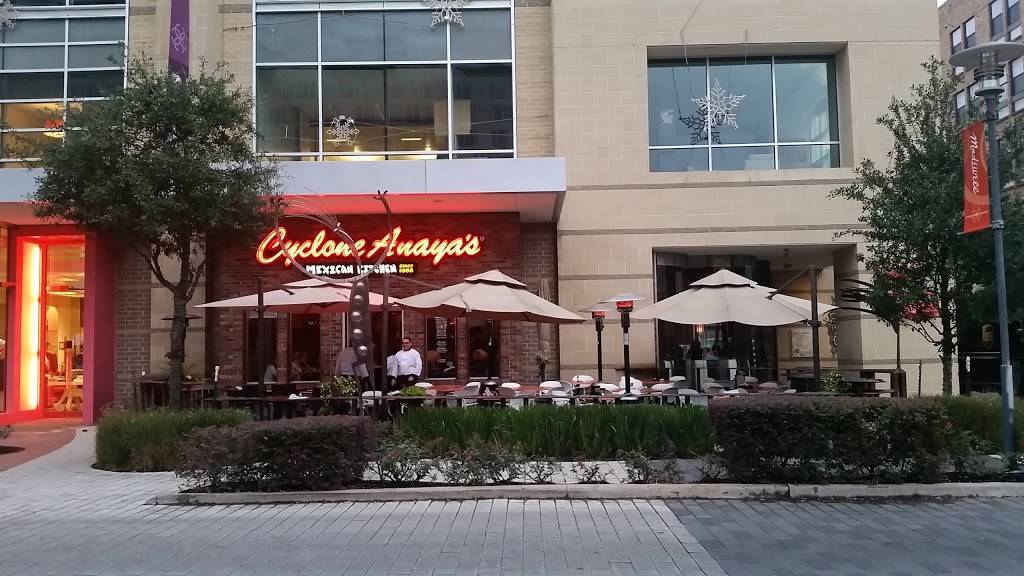 Cyclone Anayas Mexican Kitchen | restaurant | 800 Town and Country Blvd, Houston, TX 77024, USA | 7134611300 OR +1 713-461-1300
