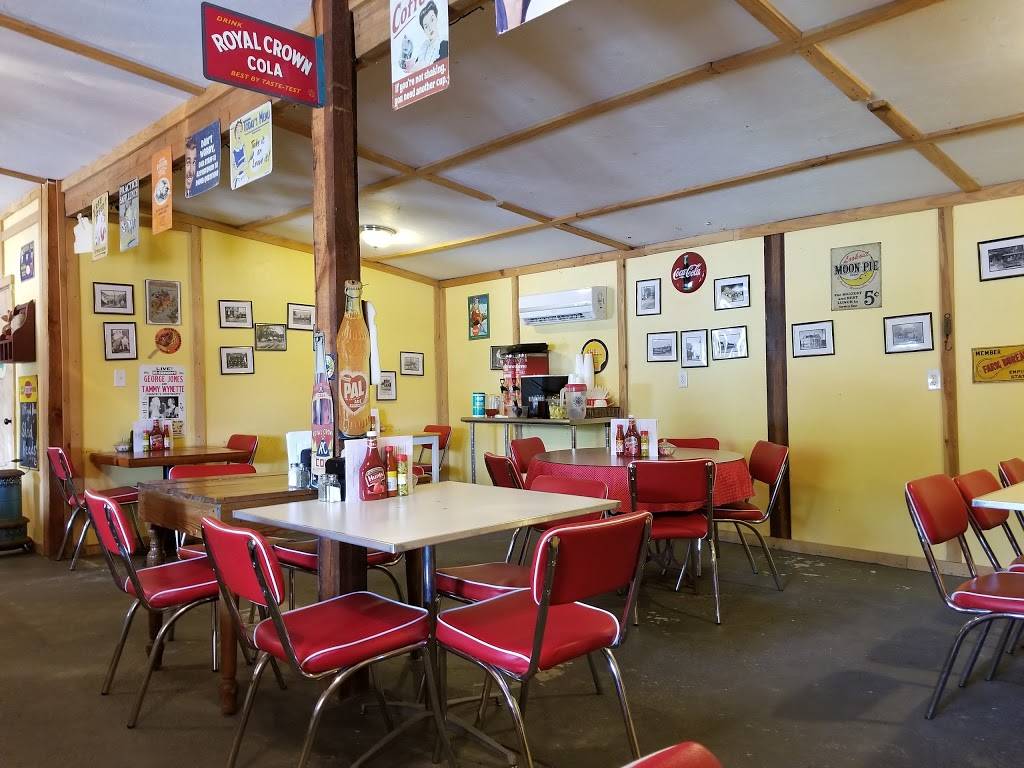 Red Shed Diner | restaurant | 212 Ascauga Lake Rd, Graniteville, SC 29829, USA | 8036630584 OR +1 803-663-0584