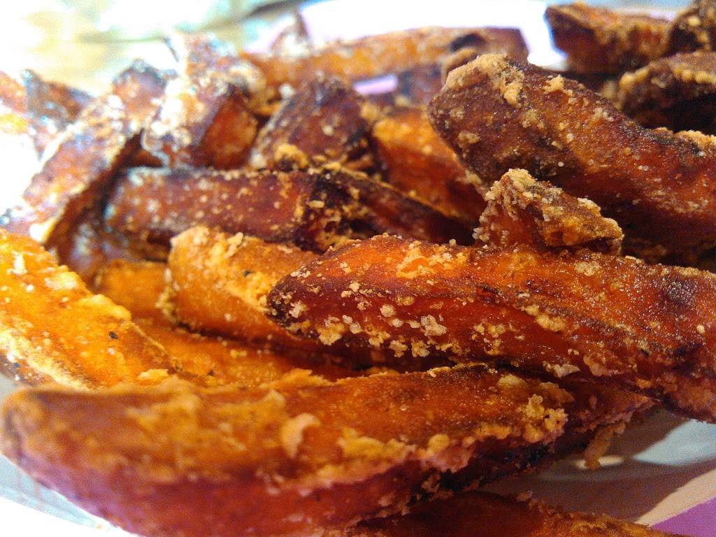 Moolicious Farm | restaurant | 258 Feeding Hills Rd, Southwick, MA 01077, USA | 4135691700 OR +1 413-569-1700