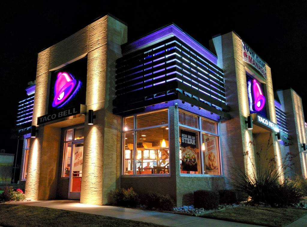 Taco Bell | meal takeaway | 2808 Denton Hwy, Haltom City, TX 76117, USA | 8178342531 OR +1 817-834-2531