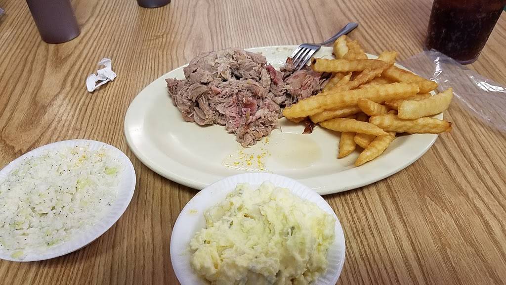 Marlows BAR-B-Q & Seafood | restaurant | 2030 Statesville Blvd, Salisbury, NC 28147, USA | 7046420466 OR +1 704-642-0466