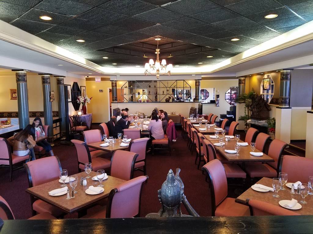 Thai House Restaurant | restaurant | 9938 Holmes Rd, Kansas City, MO 64131, USA | 8169431388 OR +1 816-943-1388