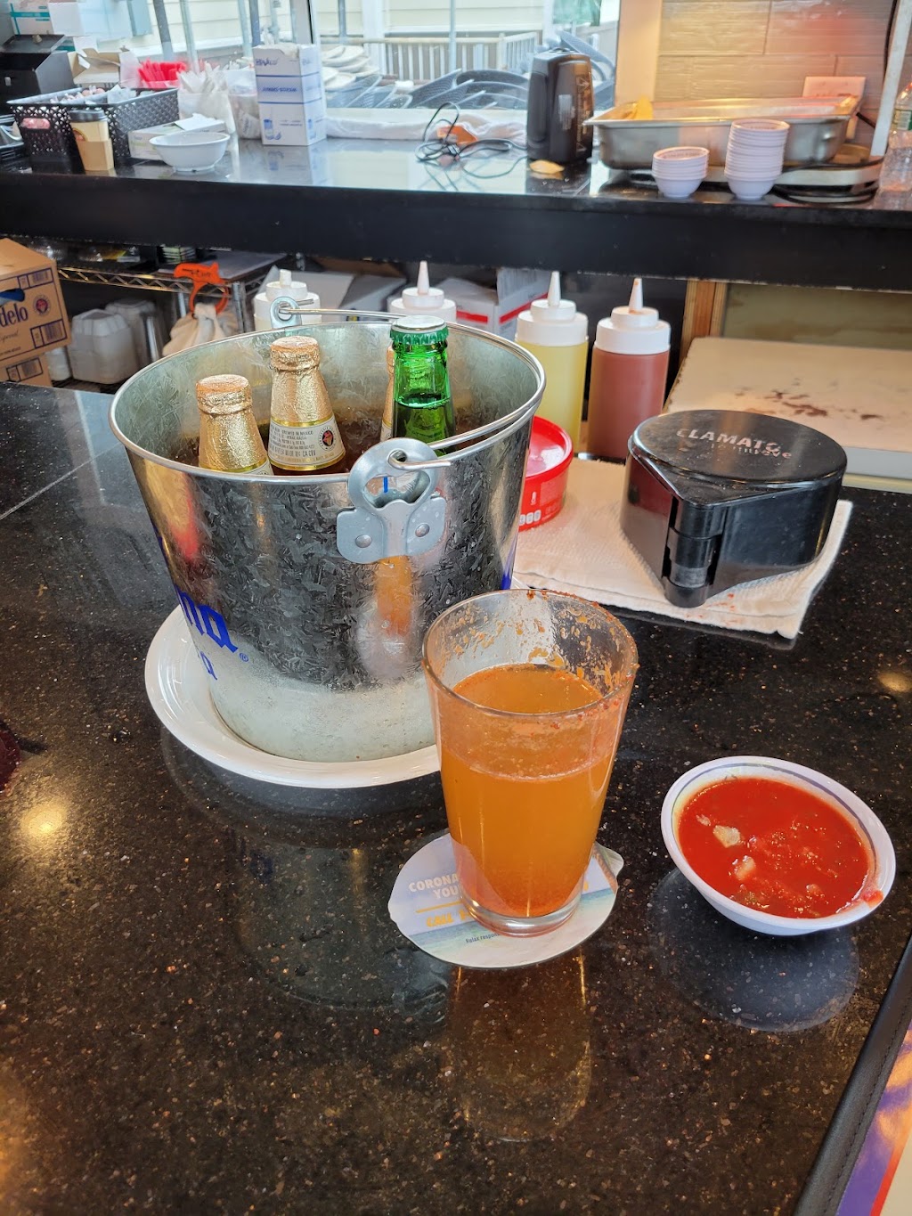 Pine Aire Fish | restaurant | 140 Pine Aire Dr, Bay Shore, NY 11706, USA | 6312311655 OR +1 631-231-1655